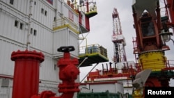 تاسیسات نفت روسیه - آرشیو