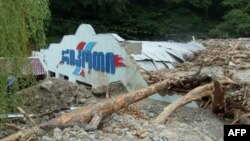 მეწყერმა რესტორან "რიკოთში" სამი ადამიანი იმსხვერპლა