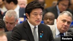 រូប​ឯកសារ៖ លោក Yasuhide Nakayama ថ្លែង​ក្នុង​កិច្ចប្រជុំ​កំពូល​មួយ​នៅ​រដ្ឋធានី​វ៉ាស៊ីនតោន​នៅ​ឆ្នាំ​២០១៥ កាល​​លោក​នៅ​ជា​រដ្ឋមន្ត្រី​ការ​បរទេស​ជប៉ុន។