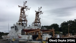 Передача патрульных катеров Береговой охраны США украинским ВМС. Архивное фото.