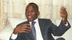 Le pouvoir salue la réforme constitutionnelle instituant la limitation des mandats présidentiels