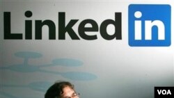 Pendiri situs LinkedIn, Reid Hoffman. Linkedin adalah situs jejaring terbesar bagi para profesional dan pencari kerja.