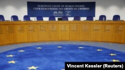 Sudnica Evropskog suda za ljudska prava u Strazburu (Foto: Reuters/Vincent Kessler)