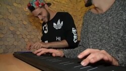 美国万花筒：新琴键打开全新音乐世界