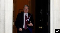 Thủ tướng Anh Keir Starmer nói Anh sẵn sàng đóng vai trò dẫn đầu trong việc bảo đảm an ninh cho Ukraine, bao gồm cả việc sẵn sàng đưa binh sĩ đến đó.