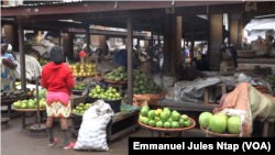 Le marché des vivres frais à Yaoundé, le 17 juin 2020 (VOA/Emmanuel Jules Ntap).