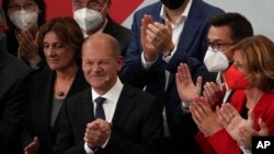 Lider socijaldemokrata Olaf Šolc posle proglašenja izbornih rezultata