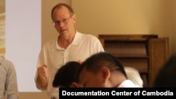 FILE: Professor Alex Hinton is giving a talk on 'What is Genocide?' to Genocide Education National Teacher of the Ministry of Education, Youth and Sports, on March 18, 2016. (Photo DC-Cam)