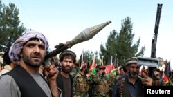 Kemajuan kelompok militan Taliban dalam menguasai lebih banyak wilayah di Afghanistan, merupakan ancaman bagi kebebasan pers di negara itu. 