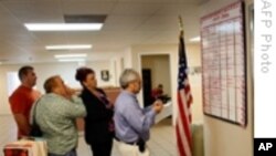 US Unemployment Claims Continue to Fall