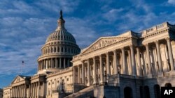 워싱턴의 연방 의사당.