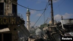 ซากปรักหักพังจากการโจมตีของอิสราเอลเข้าใส่ตลาดในเมืองนาบาเทียห์ ทางตอนใต้ของเลบานอน วันที่ 13 ตุลาคม 2024 อ้างอิงจากแหล่งข่าวความมั่นคง (ที่มา: Reuters)