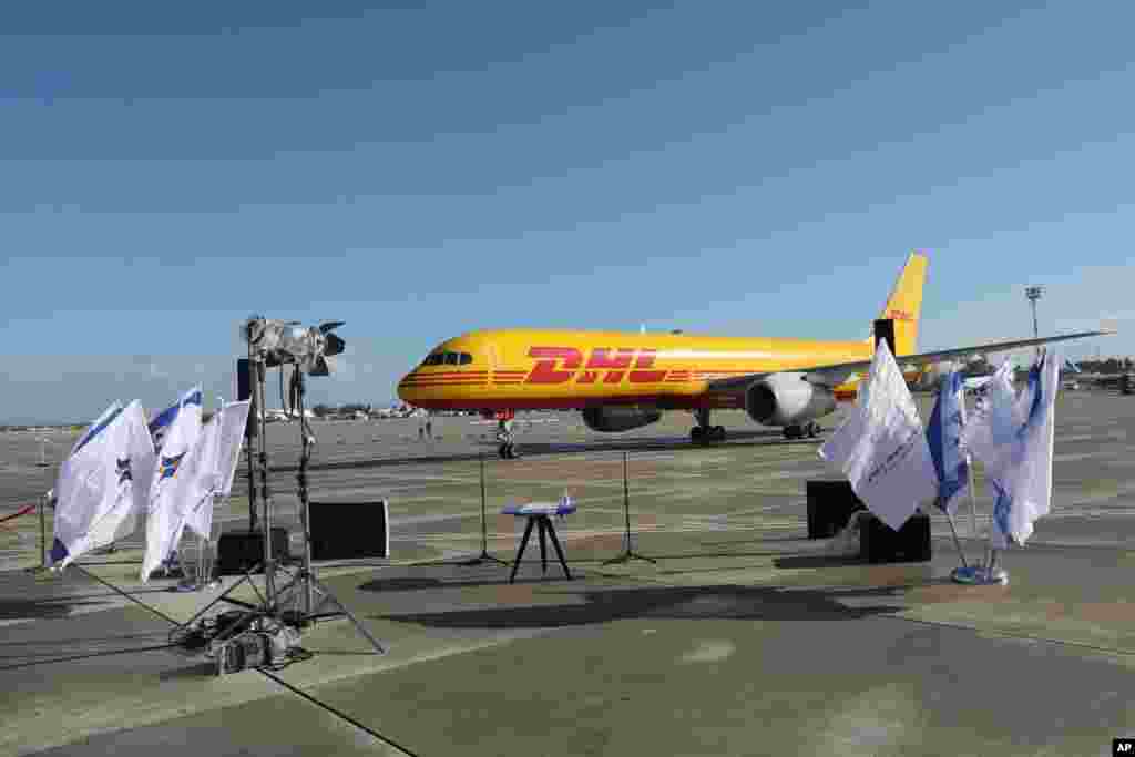 이스라엘이 신종 코로나바이러스 예방 접종을 20일 시작될 예정이다. 화이자의 코로나 백신 10만 회분이 9일 이스라엘 벤구리오 국제공항에 도착했다. 