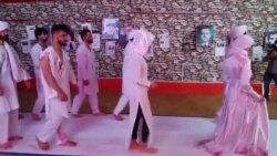 برگزاری نمایش اعتراضی مدلینگ "کفن" در کابل