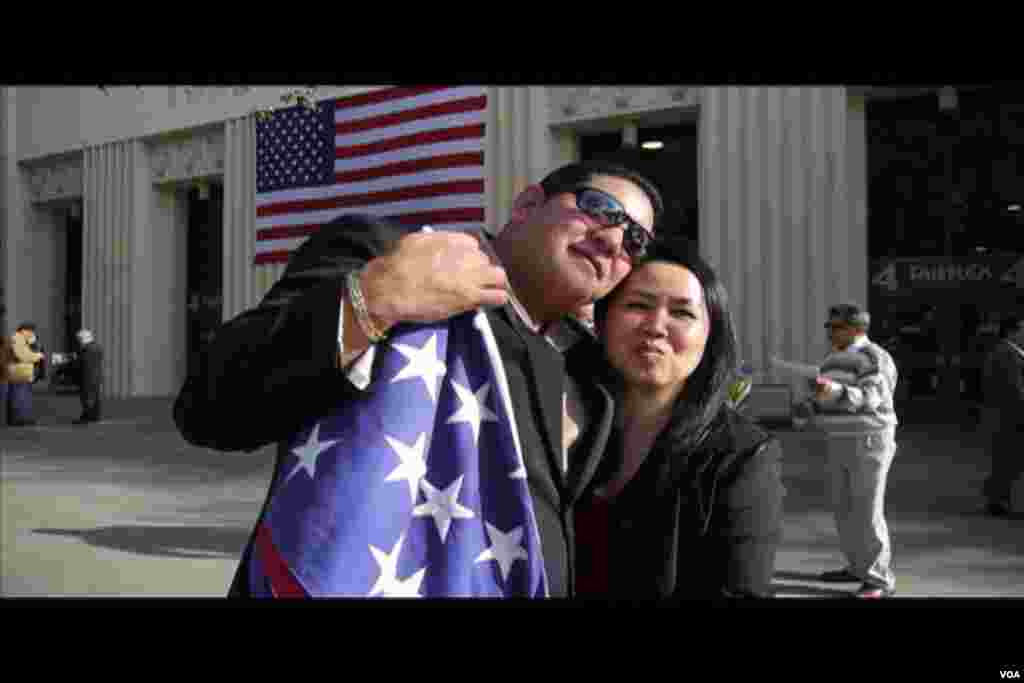 柬埔寨女士入籍美国(美国之音国符拍摄)