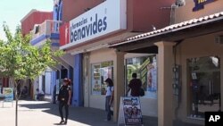 Meksikaning Nogales shahri Arizona shtati bilan chegaradosh 