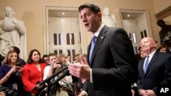 Ketua DPR AS Paul Ryan, memberikan keterangan kepada media setelah DPR AS meloloskan RUU Perombakan Pajak di Capitol Hill, Washington DC, Selasa (19/12). 