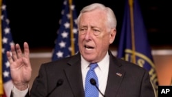 Pemimpin Mayoritas DPR AS, Steny Hoyer di Gedung Capitol, Washington, D.C., 22 Januari 2019. 
