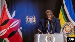 ፋይል - የኬንያ ምክርት ፕሬዝዳንት ሪጋቲ ጋቻጉዋ በናይሮቢ በሚገኘው መኖሪያ ቤታቸው ጋዜጣዊ መግለጫ ሲሰጡ - ጥቅምት 7፣ 2024