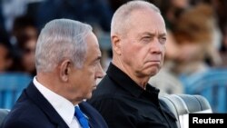 Израелскиот премиер Бенјамин Нетанјаху и израелскиот министер за одбрана Јоав Галант на церемонијата за воени борбени офицери на 31 октомври 2024 година