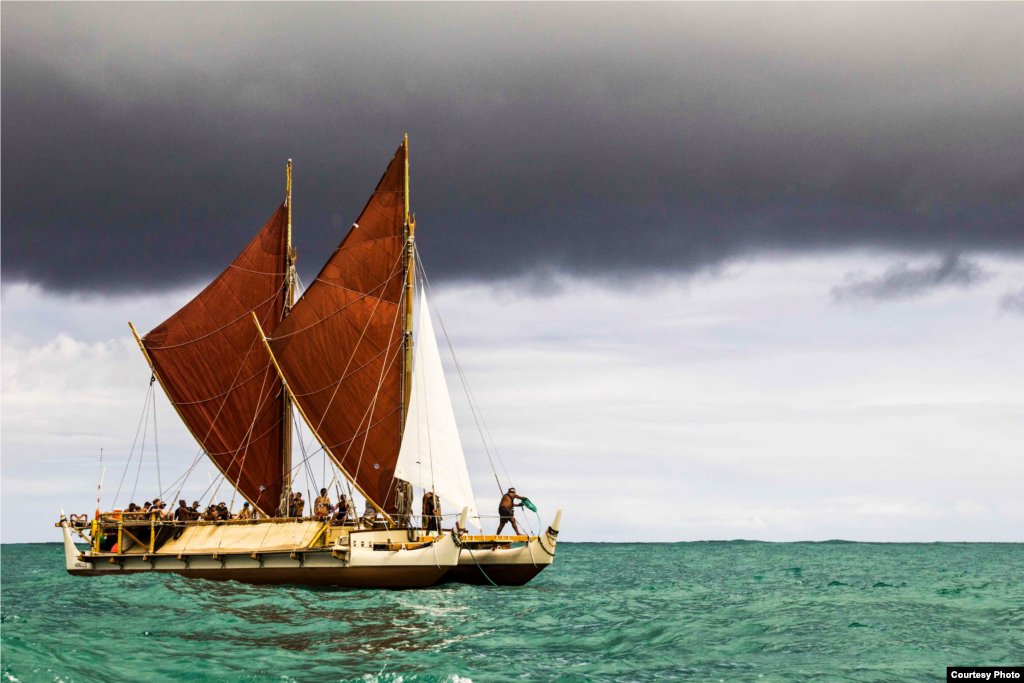 The Hokulea at sea (date unknown). (Oiwi TV and the Polynesian Voyaging Society)
