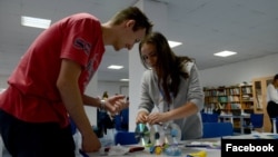 Stem Youth kamp, Konjic. Izvor: FB stranica Asocijacije za napredak nauke i tehnologije (ANNT).