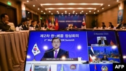 문재인 한국 대통령이 13일 열린 한-메콩 화상 정상회의에서 발언하고 있다.