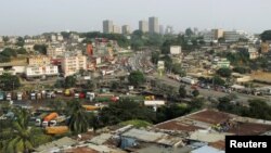 Vue sur la ville d'Abidjan, en Cote d'Ivoire, le 23 février 2017.