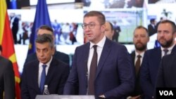 Претседателот на Владата на Република Северна Македонија Христијан Мицкоски држи прес-конференција по повод 100 дена Влада, во Скопје, Северна Македонија, 30 септември 2024 година.