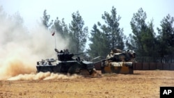 این نخستین بار است که نیروهای ترکیه و ائتلاف به رهبری ایالات متحده تهاجم هماهنگ را در سوریه انجام می دهد