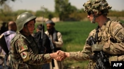 Afg'on va Amerika askarlari, Kobul 