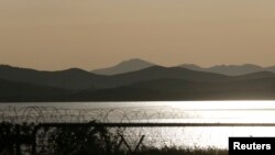 한국 경기도 파주시에서 바라본 임진강 북한 부근. (자료사진)