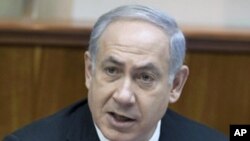 Israel's Prime Minister Benjamin Netanyahu speaks during the weekly cabinet meeting in Jerusalem, 09 Jan 2011