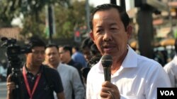 រូបឯកសារ៖ លោក ​រ៉ុង ឈុន ​​ប្រធាន​សហភាព​សហជីព​កម្ពុជា​ រំឭកពី​ចលនា​សហជីព​របស់​លោក​ជា វិជ្ជា​ ក្នុងខួប​លើក​ទី​១៦ឆ្នាំនៃឃាតកម្ម​លើ​លោក ​ជា វិជ្ជានៅទីក្រុង​ភ្នំពេញ​ ថ្ងៃ​ទី​២២ ខែ​មករា​ ឆ្នាំ​២០២០។ (ហ៊ុល រស្មី​/វីអូអេ) 