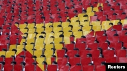 Vào dịp 30 tháng Tư, tôi muốn hỏi tại sao Việt Nam vẫn chưa có dân chủ?