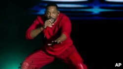 အမေရိကန်ရုပ်ရှင်သရုပ်ဆောင်၊ အဆိုတော် Will Smith ရီယိုဒီဂျနဲရိုး က ဂီတပွဲတော်မှာ ဖြော်ဖျေစဥ်။ (စက်တင်ဘာ ၁၉၊ ၂၀၂၄)