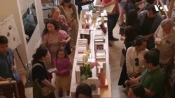 Книжарница која била принудена да затвори во Кина повторно се отвори во Вашингтон