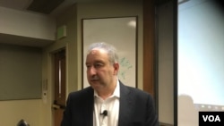 Pirooz Parvarandeh, a longtime Silicon Valley executive helped create the Iranian Americans' Contribution Project, a nonprofit that uses technology to gather and analyze data about Iranian Americans. (M. Quinn/VOA)