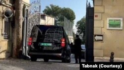 عکسی که رسانه‌های جمهوری اسلامی از زمان ورود دیپلمات‌های اروپایی به کنسولگری ایران در استانبول منتشر کردند. 