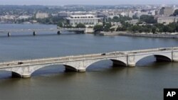 Sungai Potomac yang mempercantik ibukota Amerika, Washington DC, ternyata semakin tercemar.