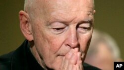 ARHIVA - Bivši američki kardinal Teodor Mekarik (Foto: AP/Patrick Semansky)