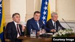Članovi Predsjedništva BiH Željko Komšić, Milorad Dodik i Šefik Džaferović (Foto: Predsjedništvo BiH)