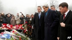 Menlu AS John Kerry di Kyiv, Ukraina