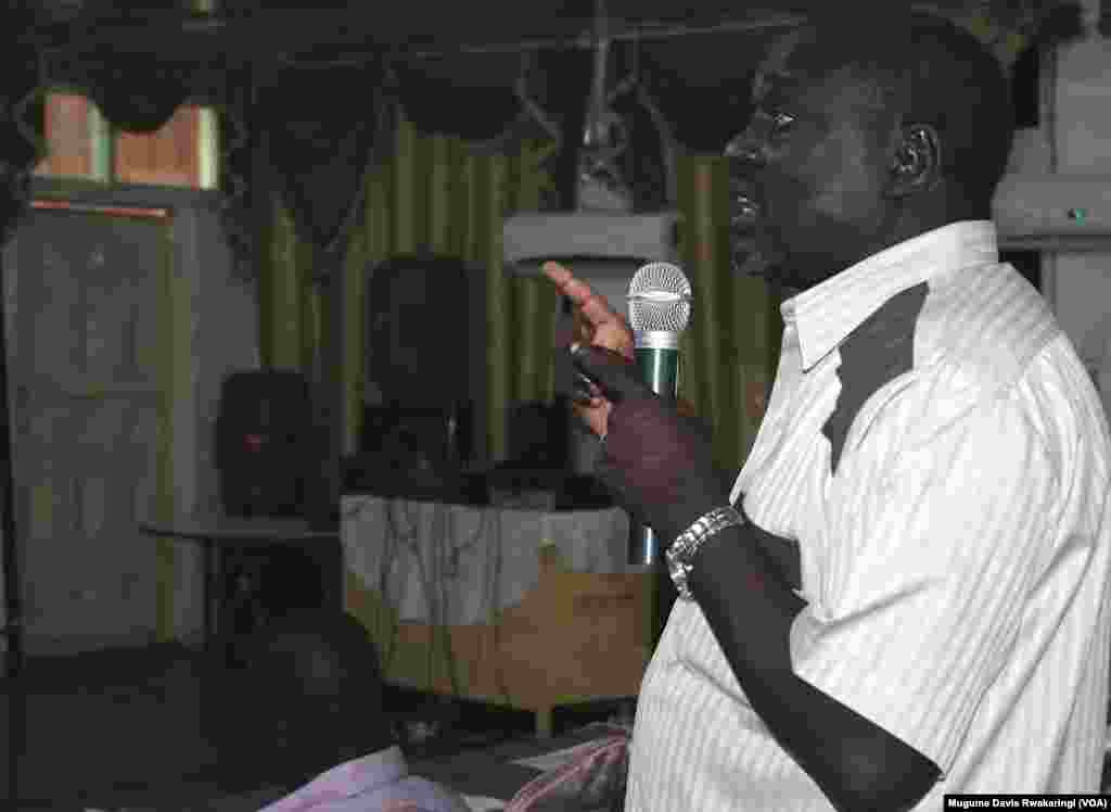 The lively Q&A session at the Voice of America town hall in Juba on Thursday, March 28, 2013.