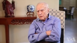 李敦白说:"我觉得这是过激的行动，但还是革命的行动。”