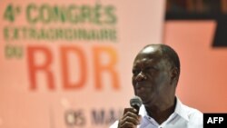 Le président ivoirien et leader du parti libéral RDR (Rassemblement des républicains - Rassemblement des républicains) Alassane Ouattara lors d'un congrès extraordinaire du RDR à Abidjan, le 5 mai 2018.