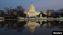 Sekelompok senator Amerika dari kedua kubu partai siap untuk mengungkapkan reformasi terkait sistem imigrasi Amerika, Senin 28 Januari 2013 (Foto: dok).