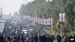 ደገፍቲ ኣብ ማእሰርቲ ዝርከብ ቀ/ሚ ፓኪስታን ነበር ኢምራን ኻን