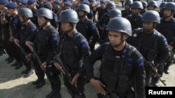 Sebanyak dua ribu petugas dikerahkan untuk meningkatkan kewaspadaan menjelang upacara peringatan genap 10 tahun ledakan Bom Bali di Denpasar (10/10). 