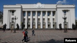 უკრაინის პარლამენტის შენობა კიევში